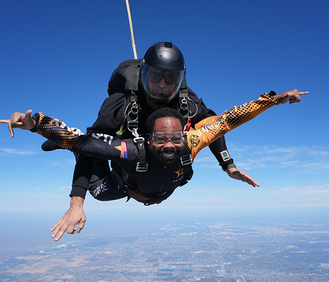 FAU MVSS Leaders Skydive with the U.S. Army Golden Knights! MVSS David Alphonso skydiving with the Golden Knights