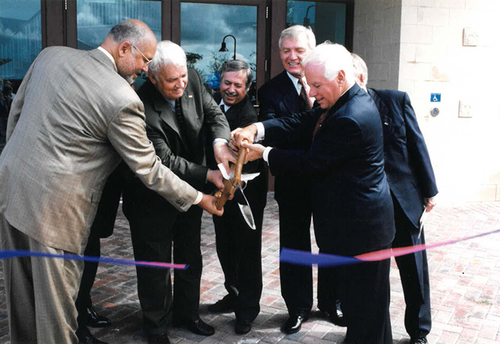 3-ribboncutting