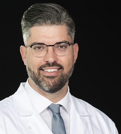 Headshot of Jorge Quiros, M.D.